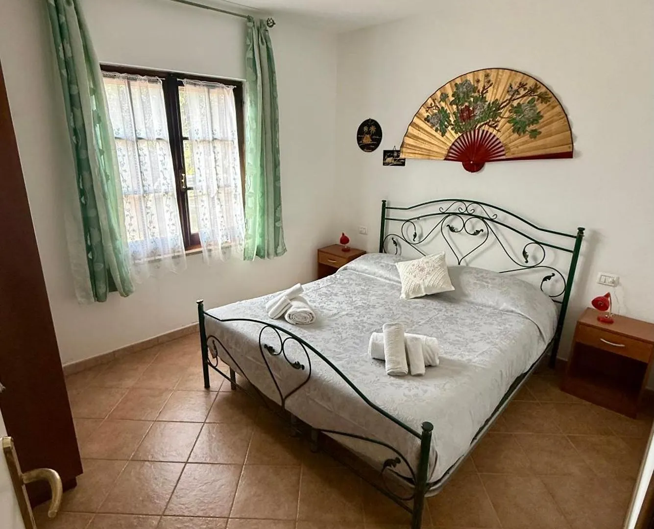 Semesterbostad Casa Mimosa Villa Tertenìa